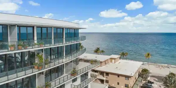 3319 N Ocean Drive