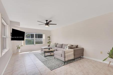 3293 SW Sunset Trace Cir