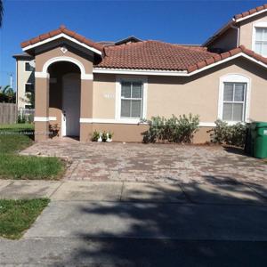 27301 SW 138th Ct