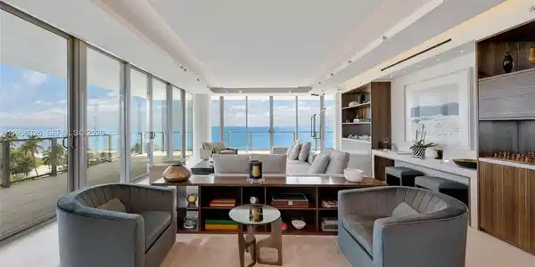350 Ocean Dr