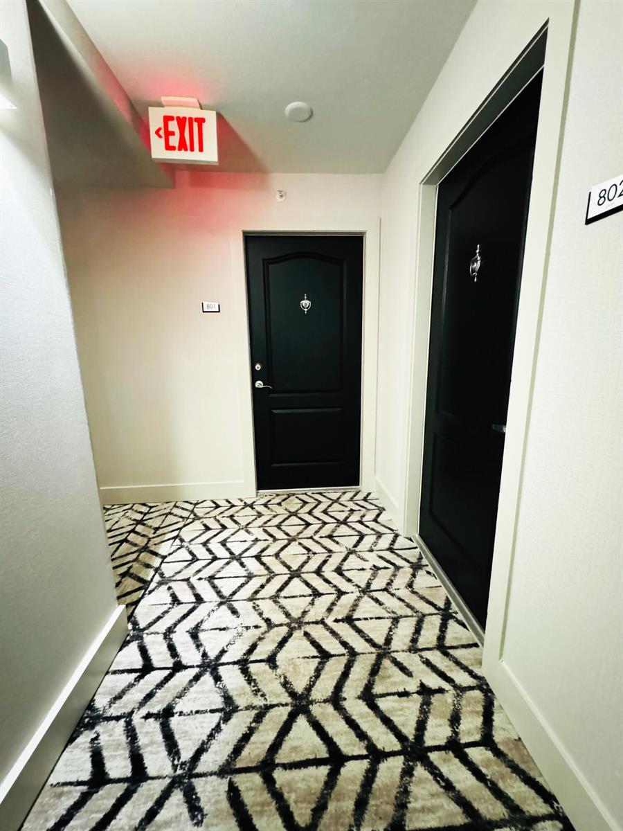 Image 4: unit-hallway