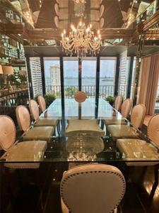 11111 Biscayne Blvd