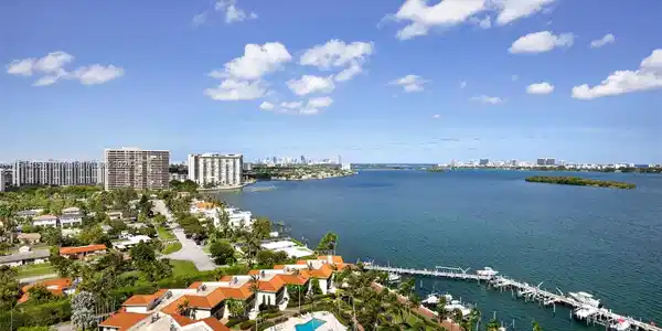4000 Towerside Ter