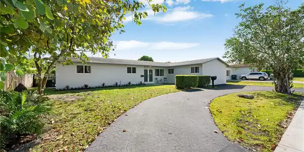 20010 Franjo Rd