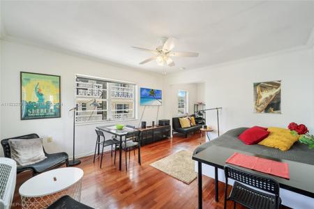 901 Meridian Ave