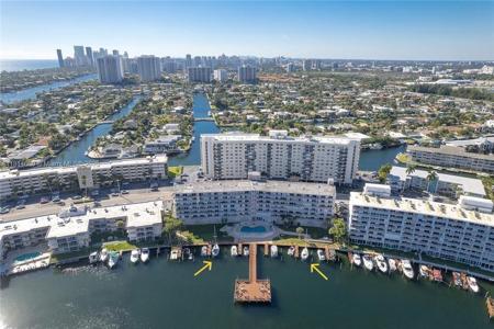 400 Golden Isles Dr