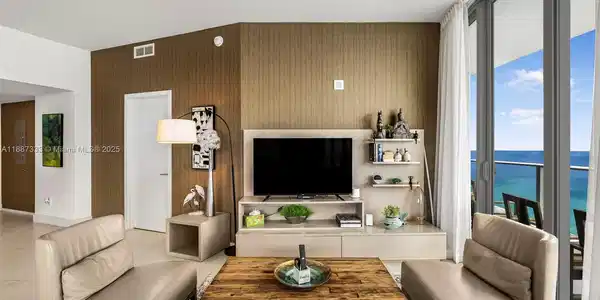4111 S Ocean Dr