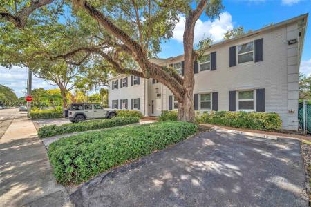 1280 SE 2nd Ct
