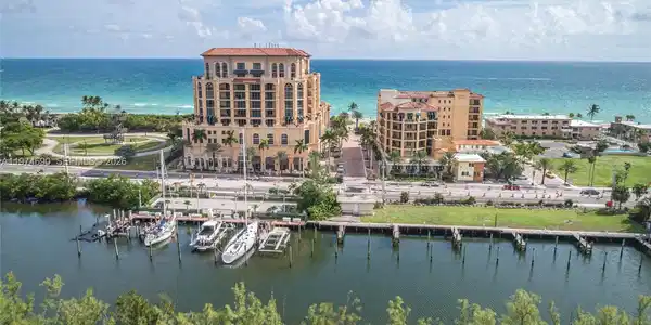 3415 N Ocean Dr