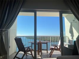 300 Bayview Dr