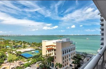 1717 N Bayshore Dr