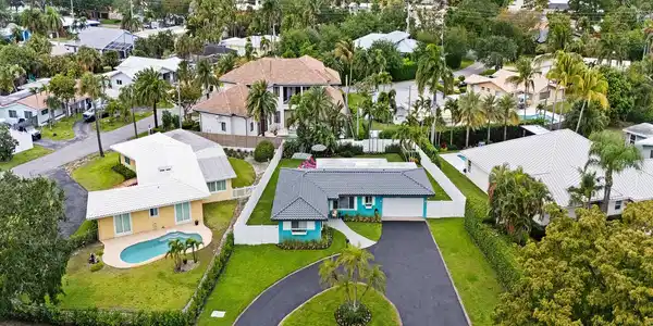 2141 NE 24th