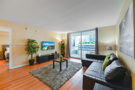 1200 Brickell Bay Dr
