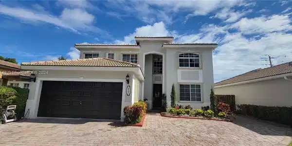 8941 SW 208th Ter