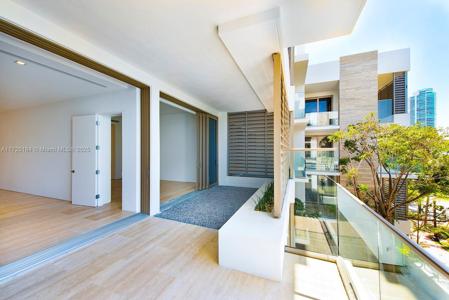 311 Meridian Ave