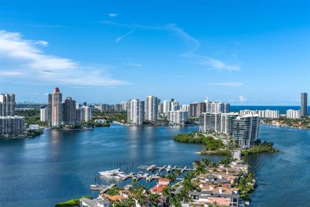 3000 Island Blvd