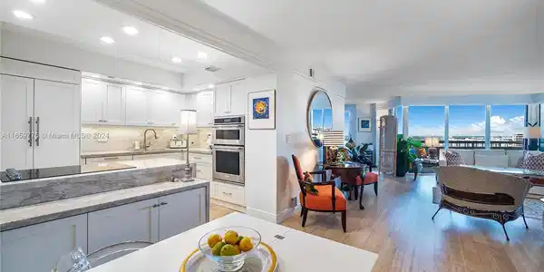 4000 Towerside Ter