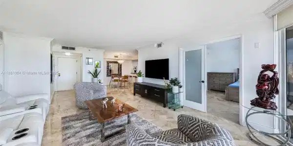 4000 Towerside Ter
