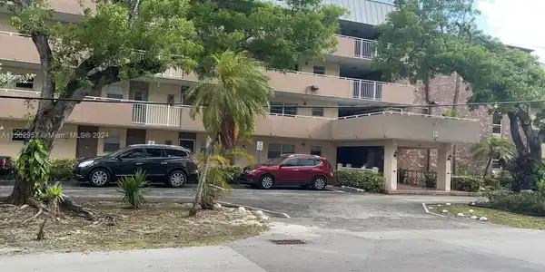 3600 NE 170Th St.