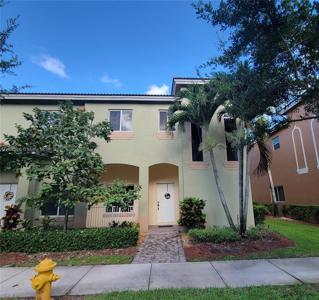 2358 SE 17th Ter