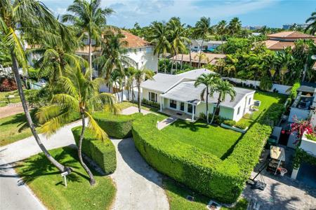 815 Harbor Dr