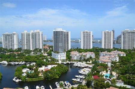 1000 W Island Blvd