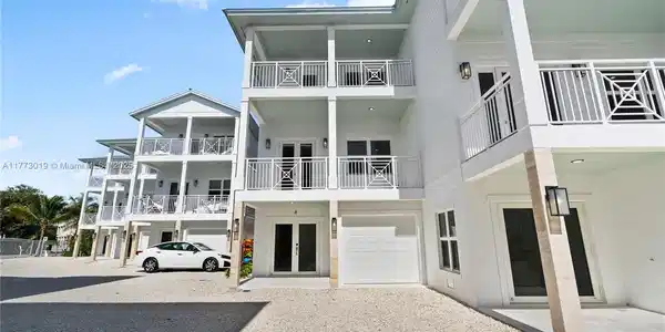 84745 Old Hwy