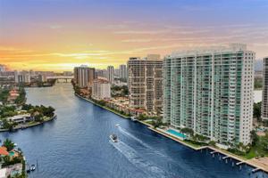 20201 E Country Club Dr Unit 1207