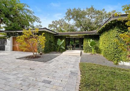 264 E Shore Drive