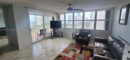 1825 S Ocean Dr