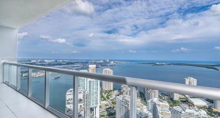 475 Brickell Ave