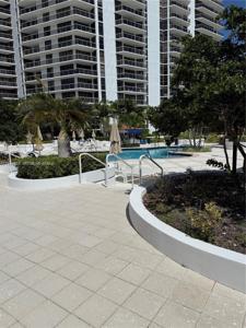 20281 E Country Club Dr