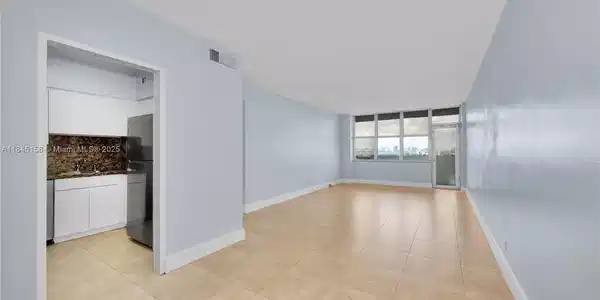 Image 3: Dining /Room Living Virtually Staged