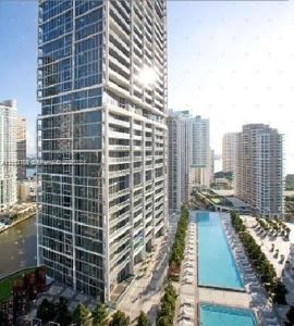 495 Brickell Ave