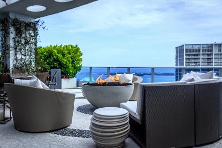 200 Biscayne Boulevard Way