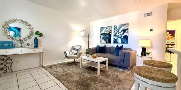 2600 S Ocean dr