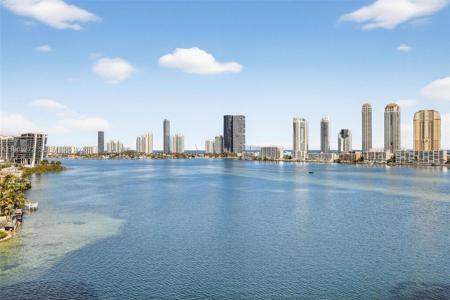 3000 Island Blvd
