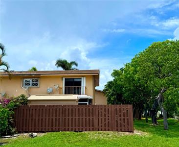 450 SE 7th St