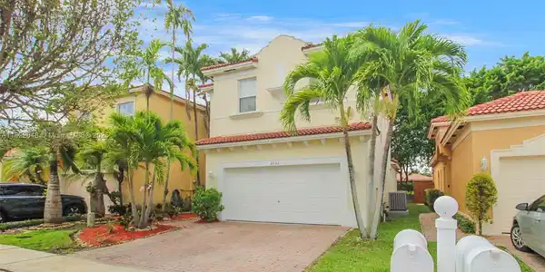 2131 NE 37th Rd