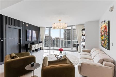 200 Biscayne Boulevard Way