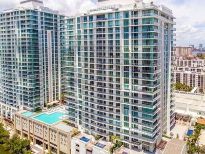 300 Sunny Isles Blvd