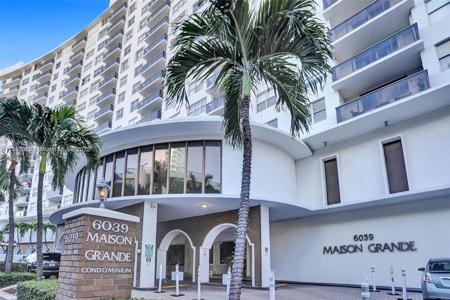 6039 Collins Ave