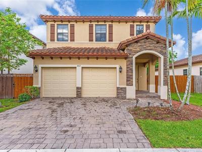 463 SE 34th Ter
