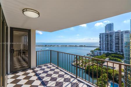 1925 Brickell Ave