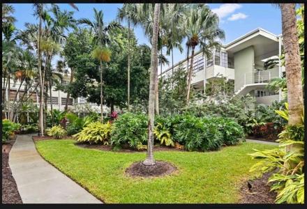 1000 SE 4th St