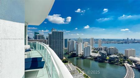 950 Brickell Bay Dr