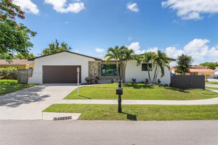 20175 SW 89th Ct