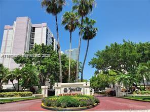 17021 N Bay Rd