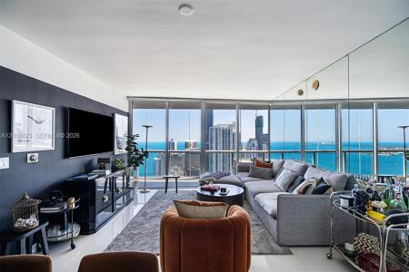 495 Brickell Ave