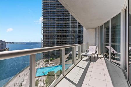 465 Brickell Ave